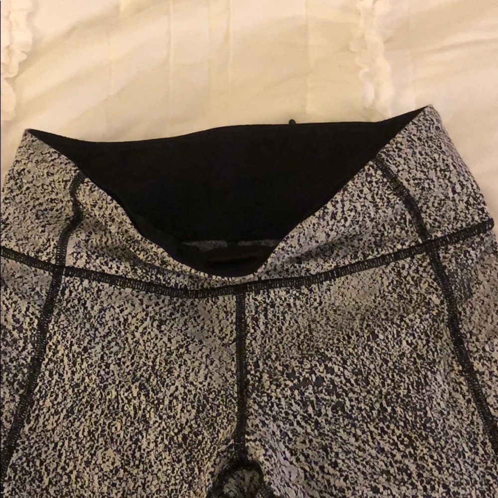 Lulu lemon cropped leggings - Picture 3 of 3